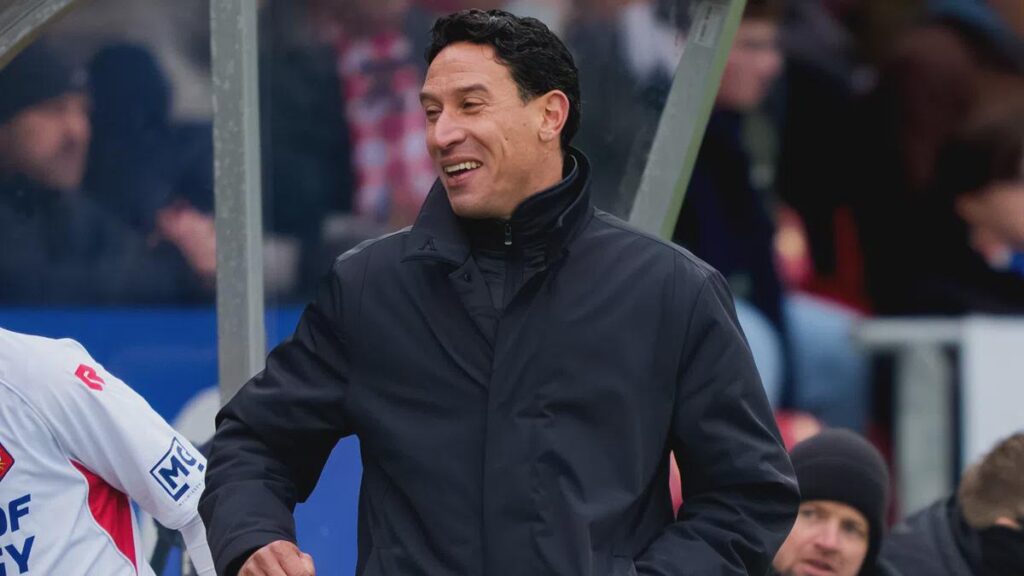 Correia optie voor AZ? 'Hij hanteert een heel andere speelstijl'