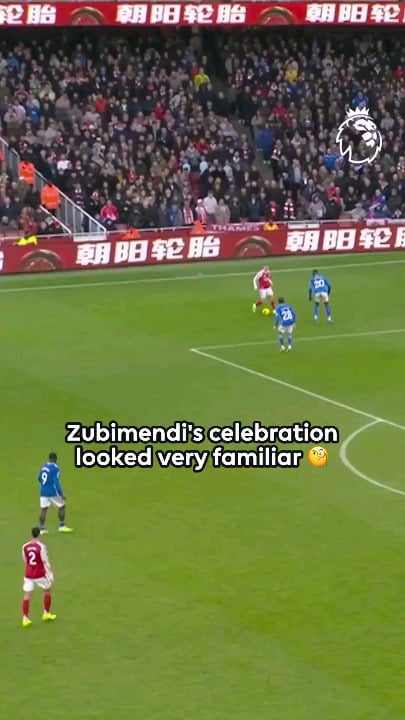 Merino applauding Zubimendi's celebration from the stand.