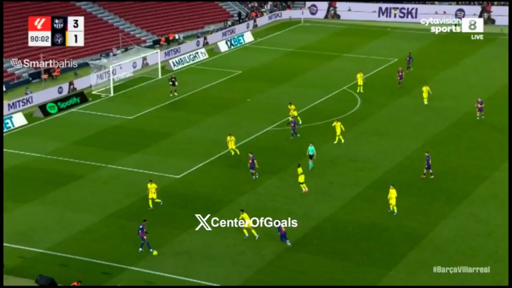 Barcelona [4] - 1 Villarreal - Robert Lewandowski 90+1'