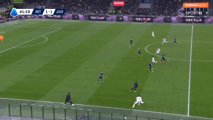 Kalulu's second yellow v Inter (can't be reviewed due to current VAR rules). Any thoughts?