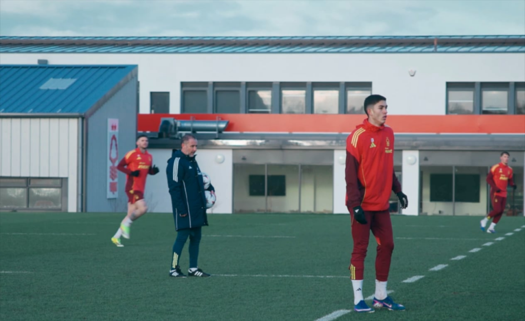 "we must play with the ball, you have the quality to play with the ball"