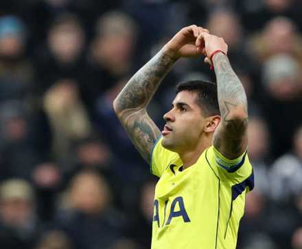 cristian-romero-spurs (2)