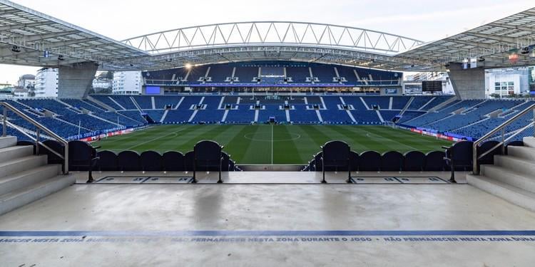 FC Porto - Notícias - Obras no Dragão serão reatadas no Verão