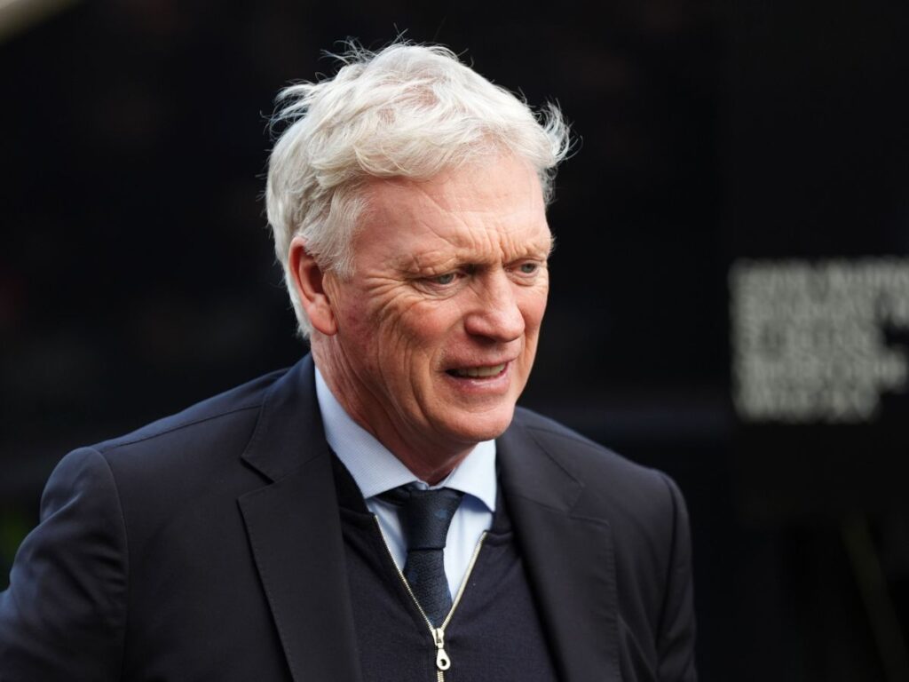 David Moyes urges Everton to ‘have a go at Europe’ after fightback sinks Fulham Supporting image for story: David Moyes urges Everton to ‘have a go at Europe’ after fightback sinks Fulham