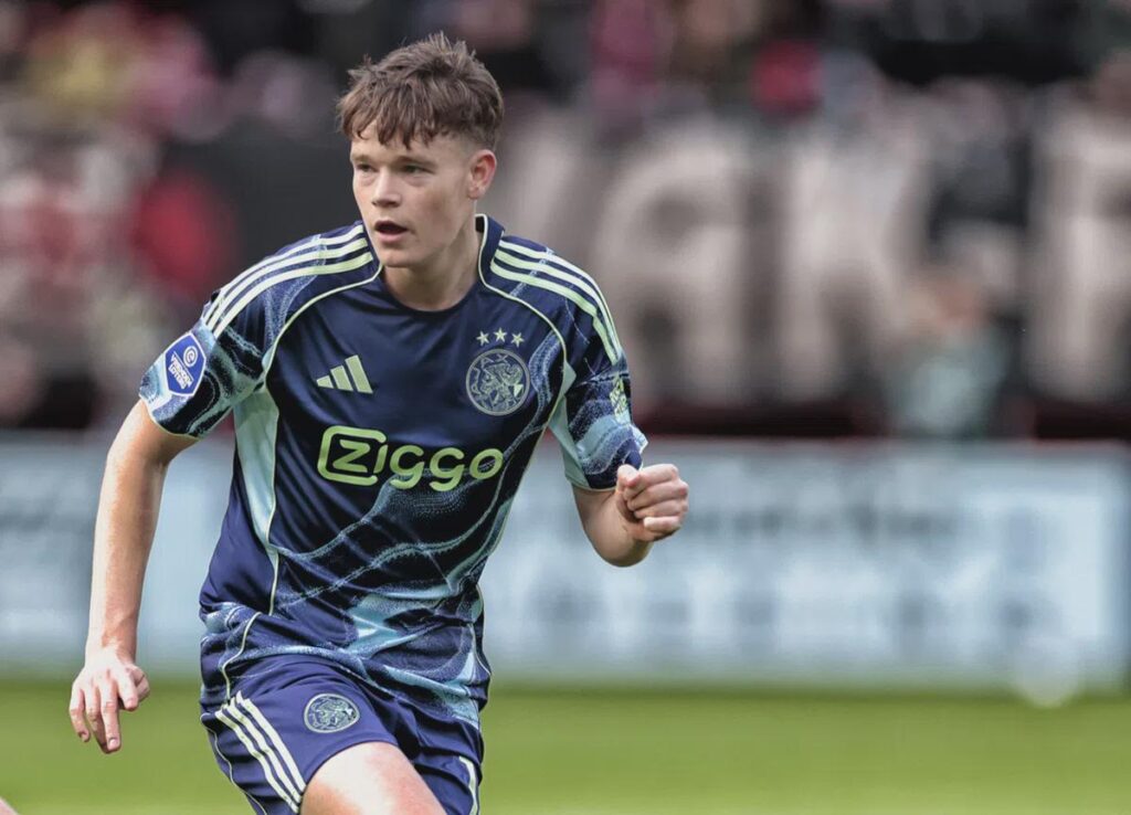 Ajax beëindigt samenwerking met McConnell