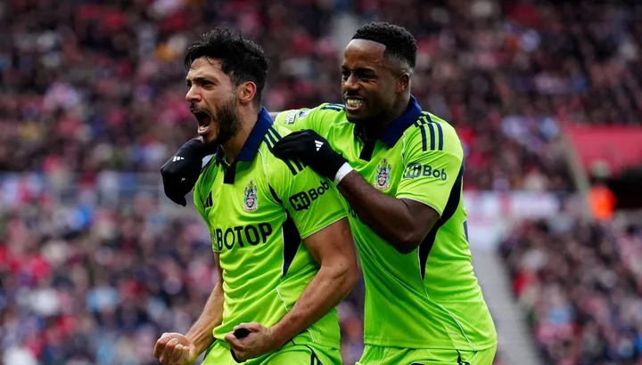 Raul Jimenez extends all-time Premier League record in Fulham win over Sunderland