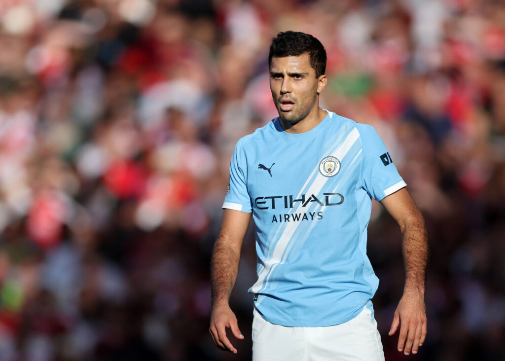 Real Madrid and Barcelona both target Manchester City star