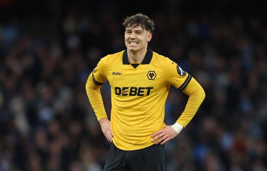 [David Ornstein] EXCL: Crystal Palace submit bid for Wolves striker Jorgen Strand Larsen. Reduced £43m + £5m fee offered by #CPFC being discussed in talks via Jorge Mendes; strong chance #WWFC accept. AC Milan continue to work on Jean-Philippe Mateta deal