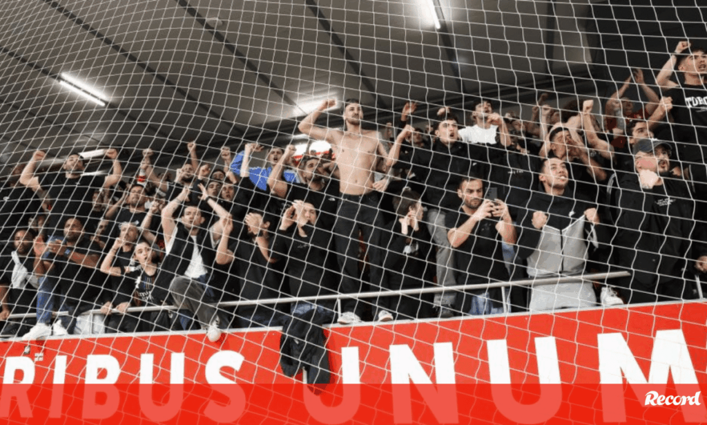 Sporting apresenta queixa do Benfica na UEFA Sporting apresenta queixa do Benfica na UEFA