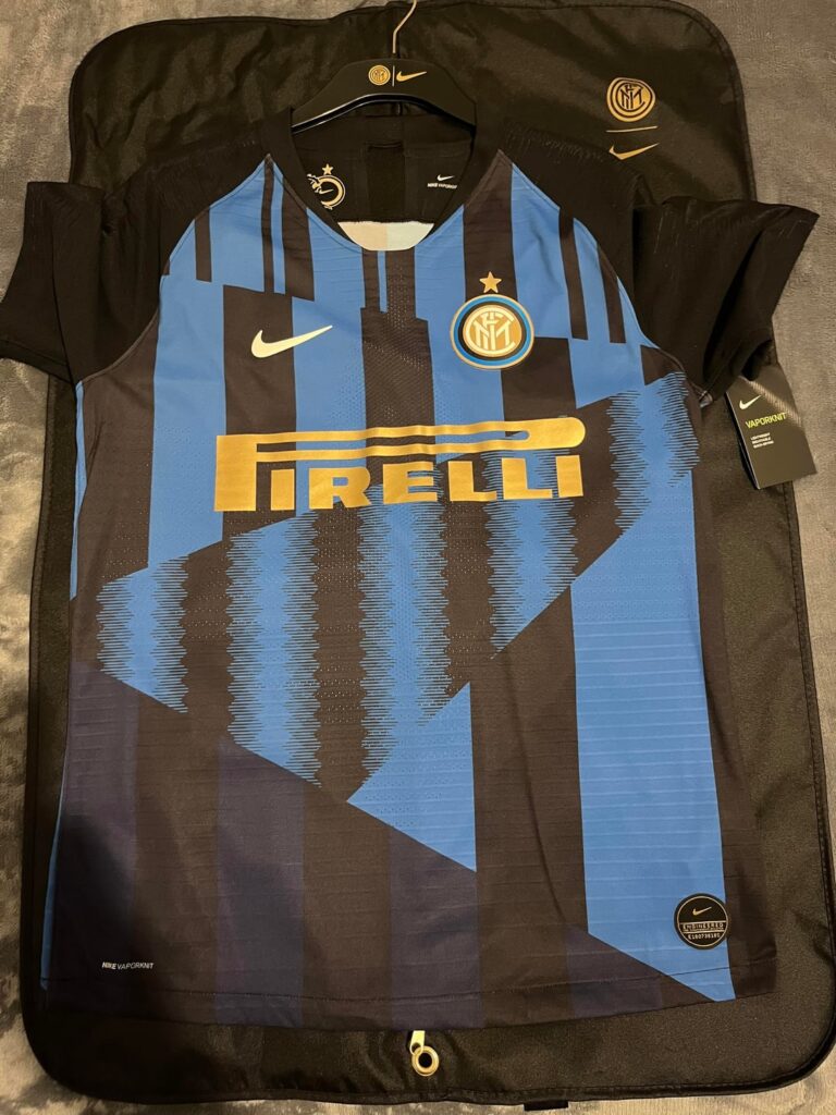 Maglia celebrativa Inter Nike 20th