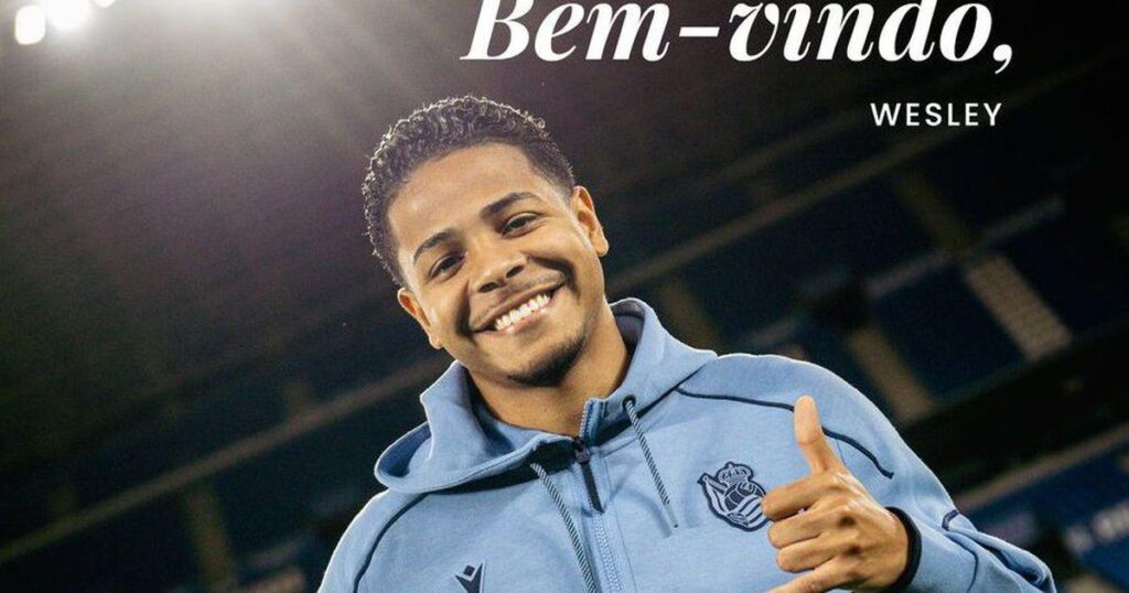 Agora é oficial: alvo do Benfica 'fugiu' para Espanha