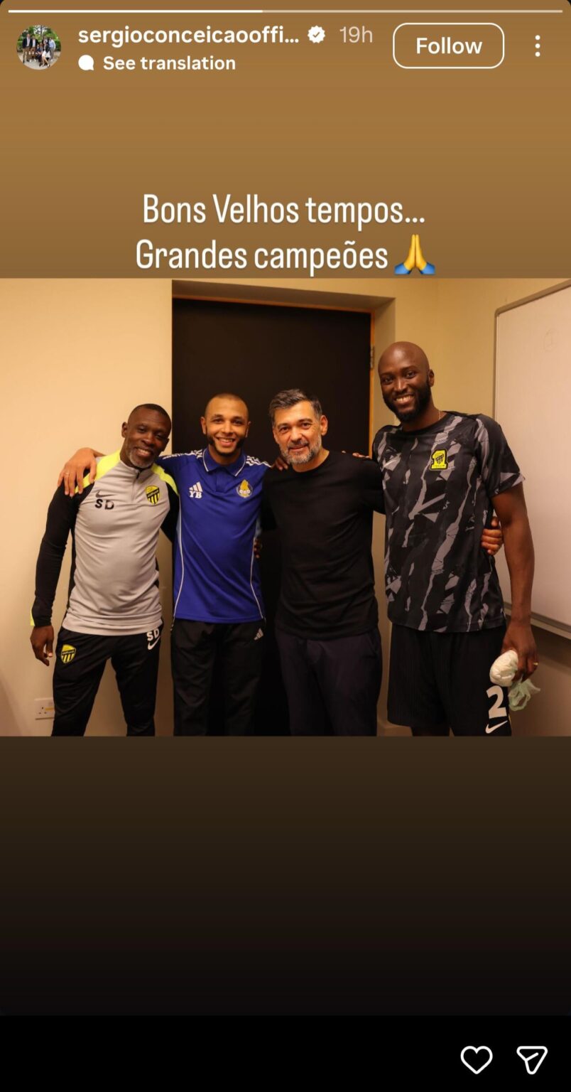 Al Ittihad de Sérgio Conceição e Danilobateu o Al Gharafa de Brahimi por 7-0. No final houve tempo para recordar os "bons velhos tempos" no FCP.