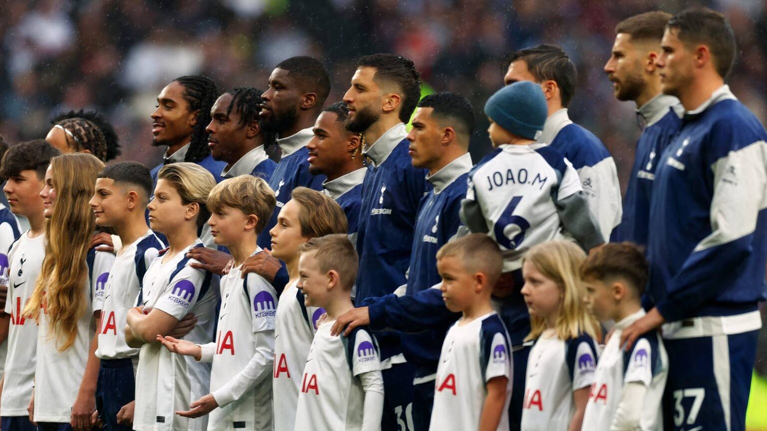 Trophy-winning boss ready to join Tottenham, sees Spurs as 'next logical step'