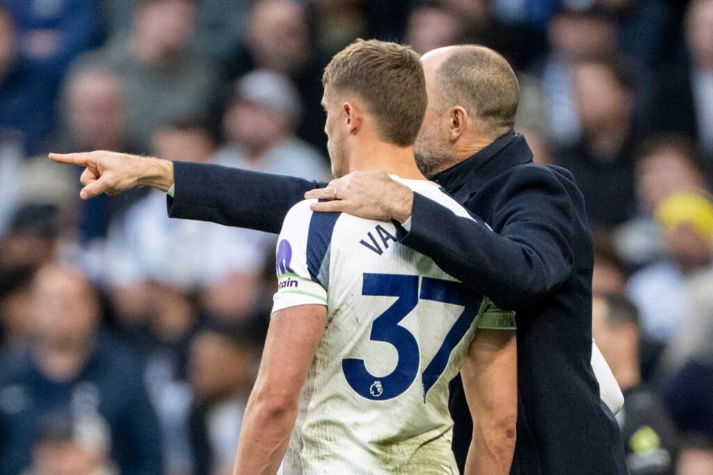 Igor Tudor Micky van de Ven Tottenham