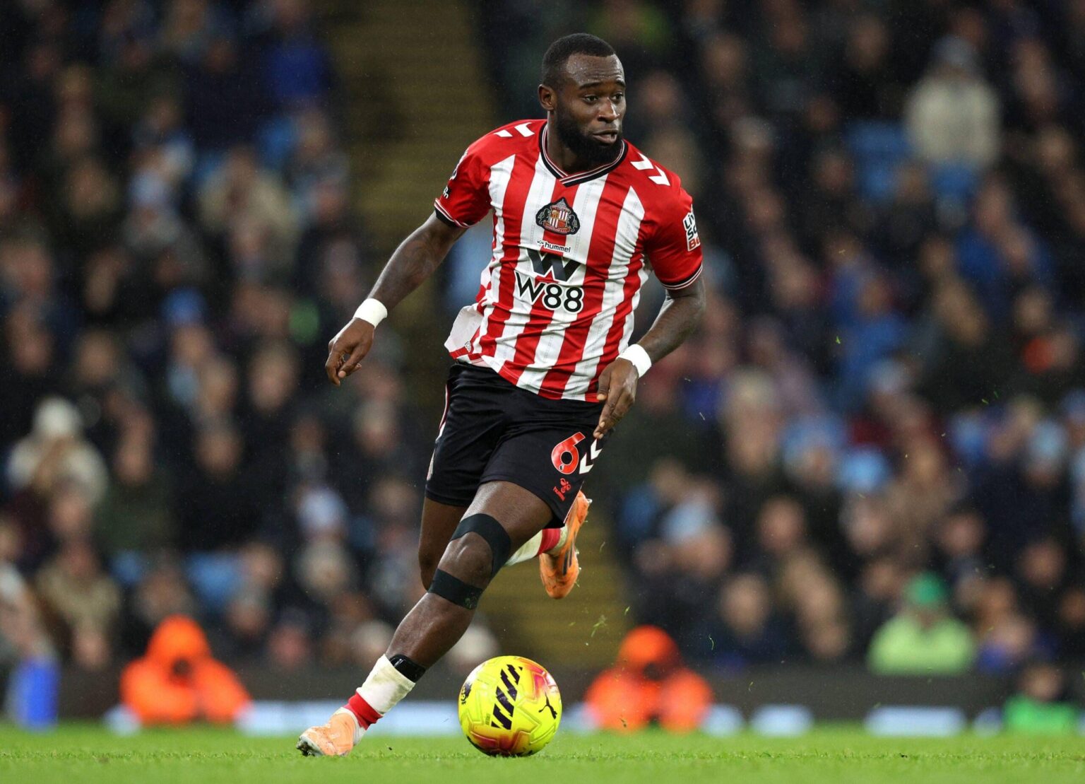 Sunderland Transfer Roundup: Latest Lutsharel Geertruida to Liverpool News. Plus One In and One Out