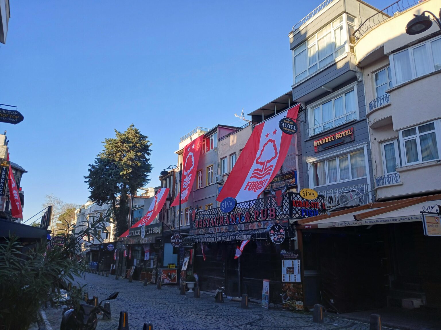 Yer Da has found a new watering hole