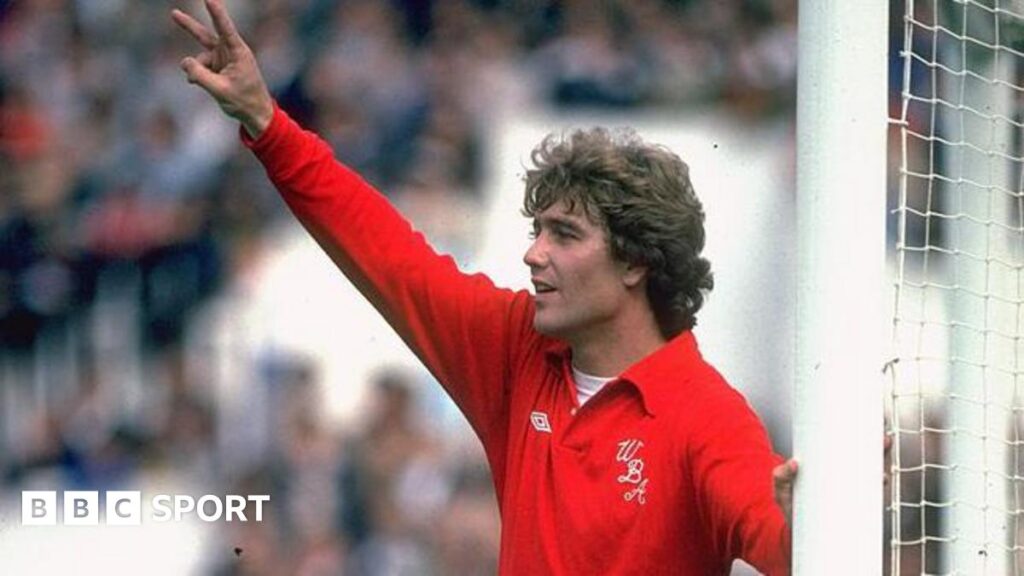 Tony Godden: Former West Bromwich Albion and Chelsea keeper dies at 70