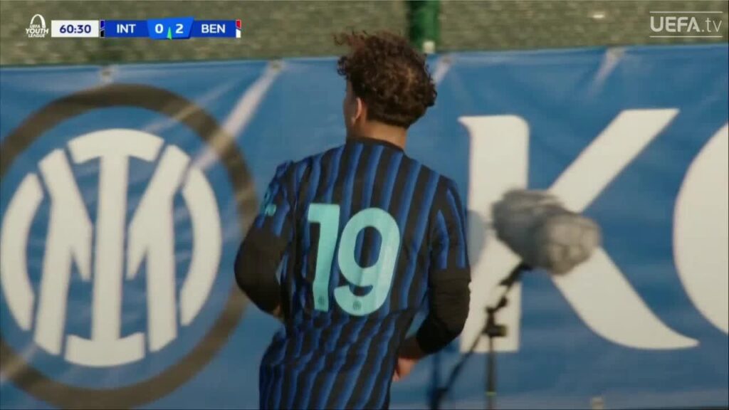 Inter U19 [1]-2 Benfica U19 - Aymen Zouin 61'