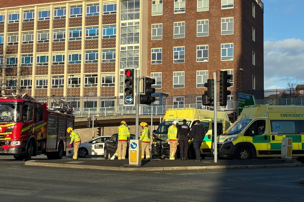 Emergency services attended a crash on Hunter Street and Byrom Street on 29/03/26