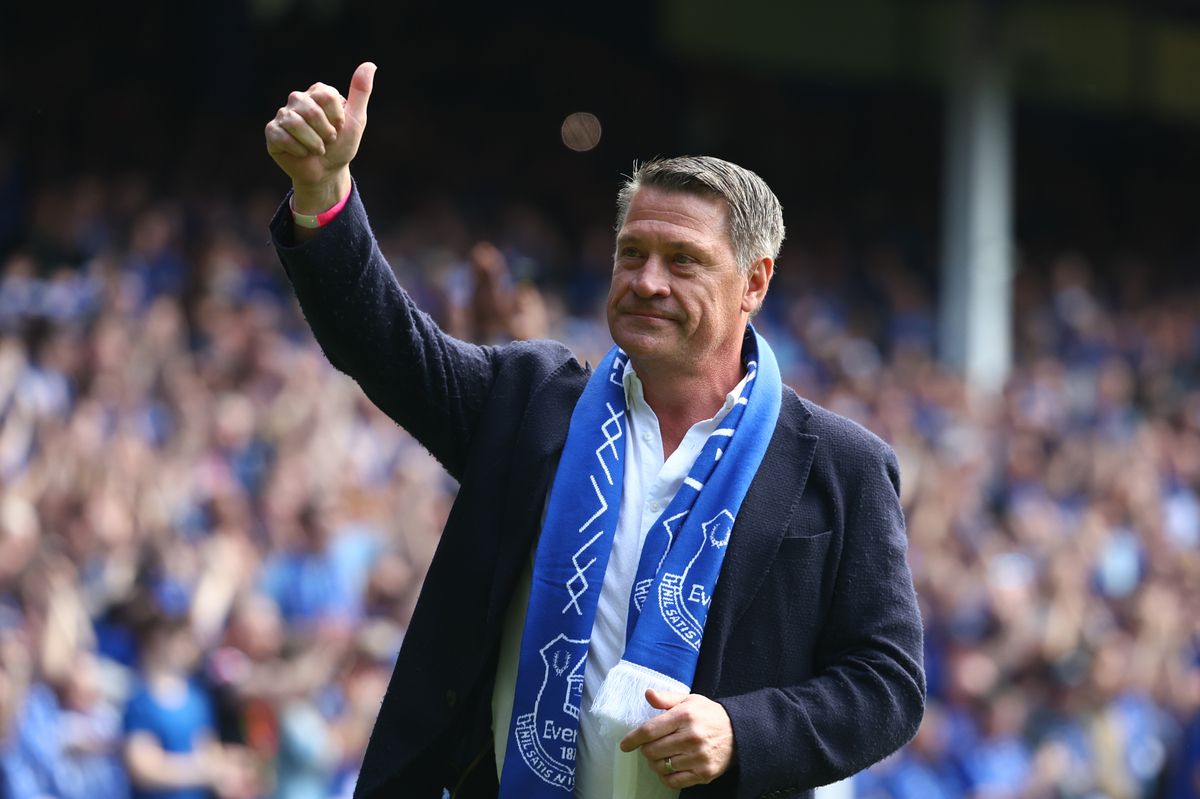 Tony Cottee salutes the fans at the end of the Premier League match between Everton FC and Southampton FC at Goodison Park's farewell game on May 18, 2025. Photo by Chris Brunskill/Fantasista/Getty Images