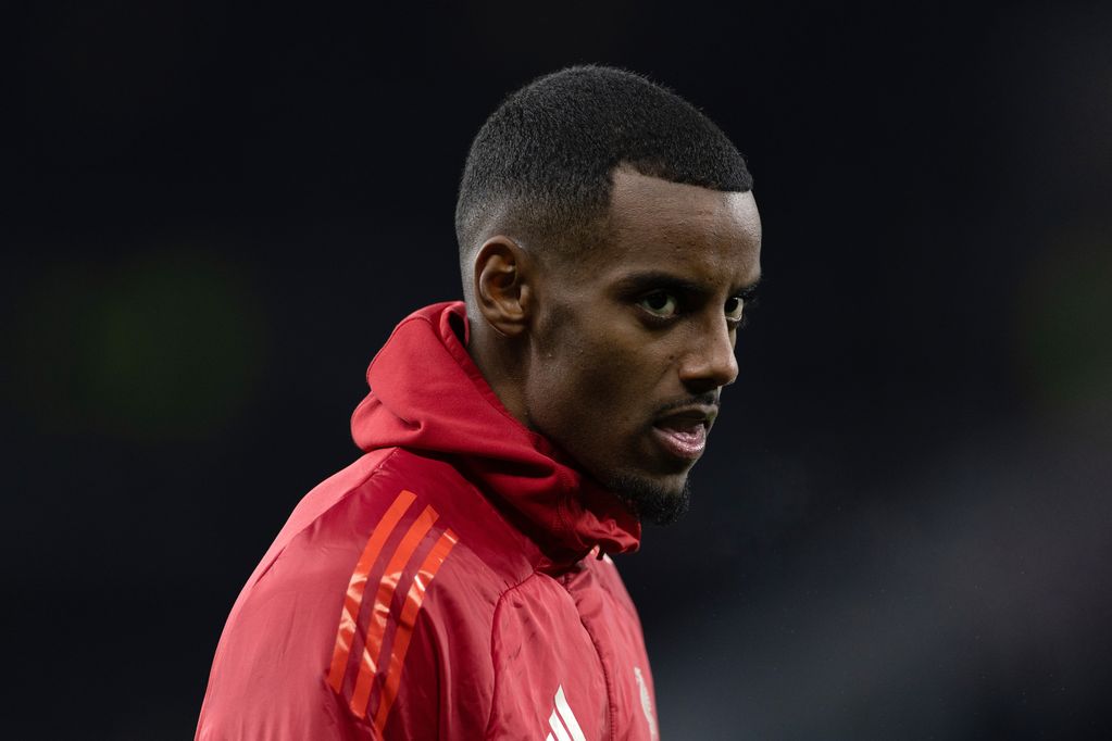 Alexander Isak of Liverpool looks on during the warm up prior to the Premier League match between Tottenham Hotspur and Liverpool at Tottenham Hotspur Stadium on December 20, 2025 in London, England