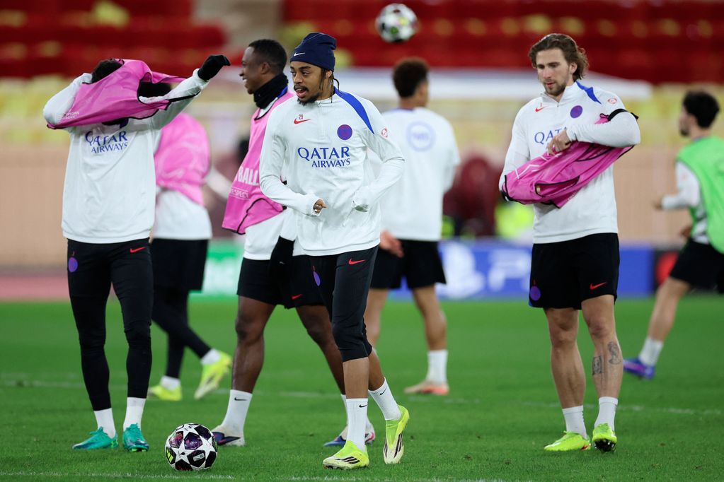 Bradley Barcola during a PSG training session.
