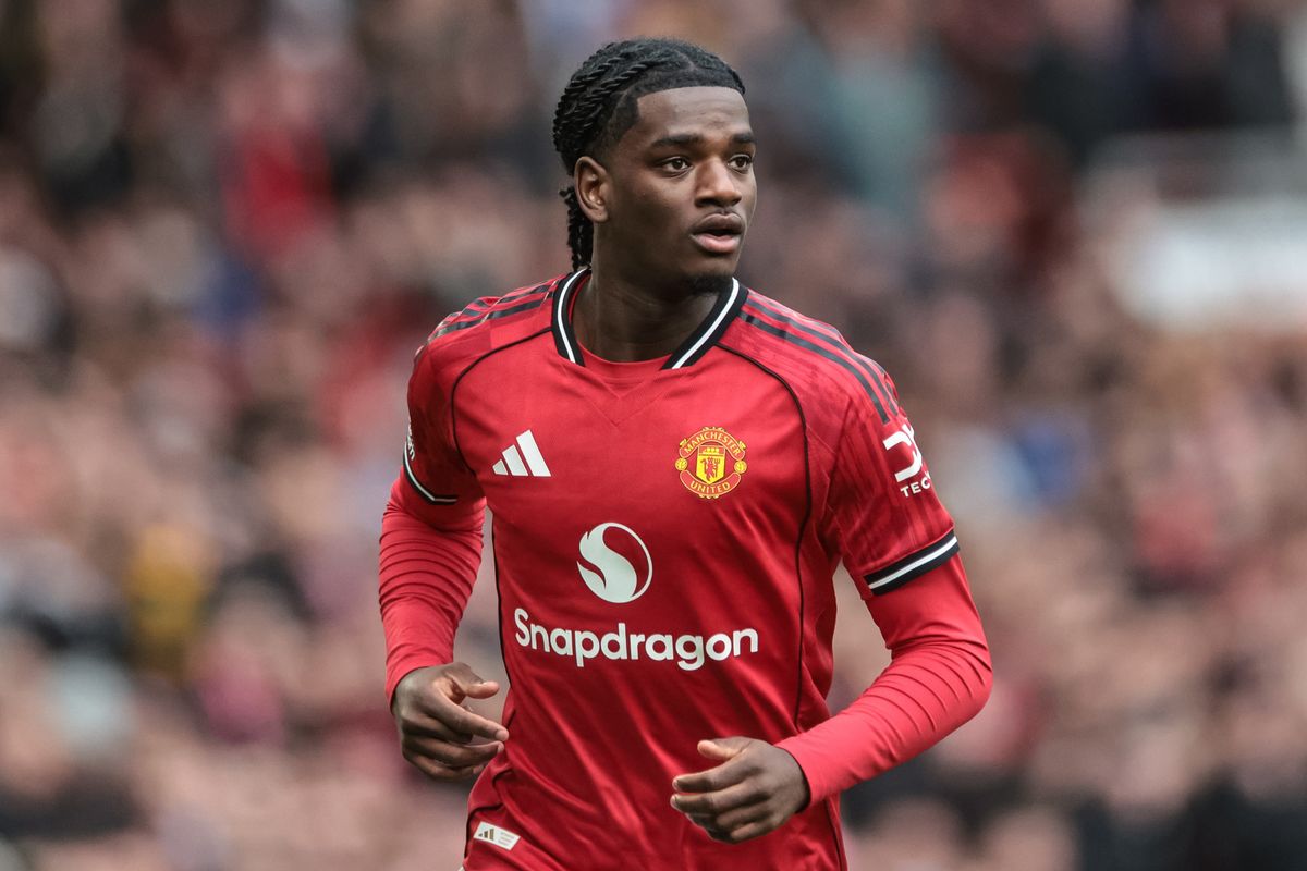 Ayden Heaven of Manchester United plays during the Premier League match between Manchester United and Crystal Palace at Old Trafford in Manchester, United Kingdom, on March 1, 2026. (Photo by Mark Cosgrove/News Images/NurPhoto via Getty Images)