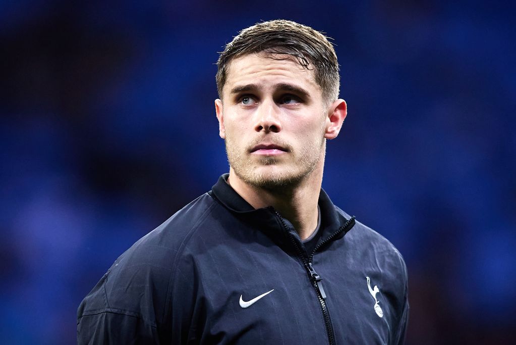 Micky van de Ven of Tottenham Hotspur looks on prior to the UEFA Champions League 2025/26 Round of 16 First Leg match between Atletico de Madrid and Tottenham Hotspur FC at Estadio Civitas Metropolitano on March 10, 2026 in Madrid, Spain