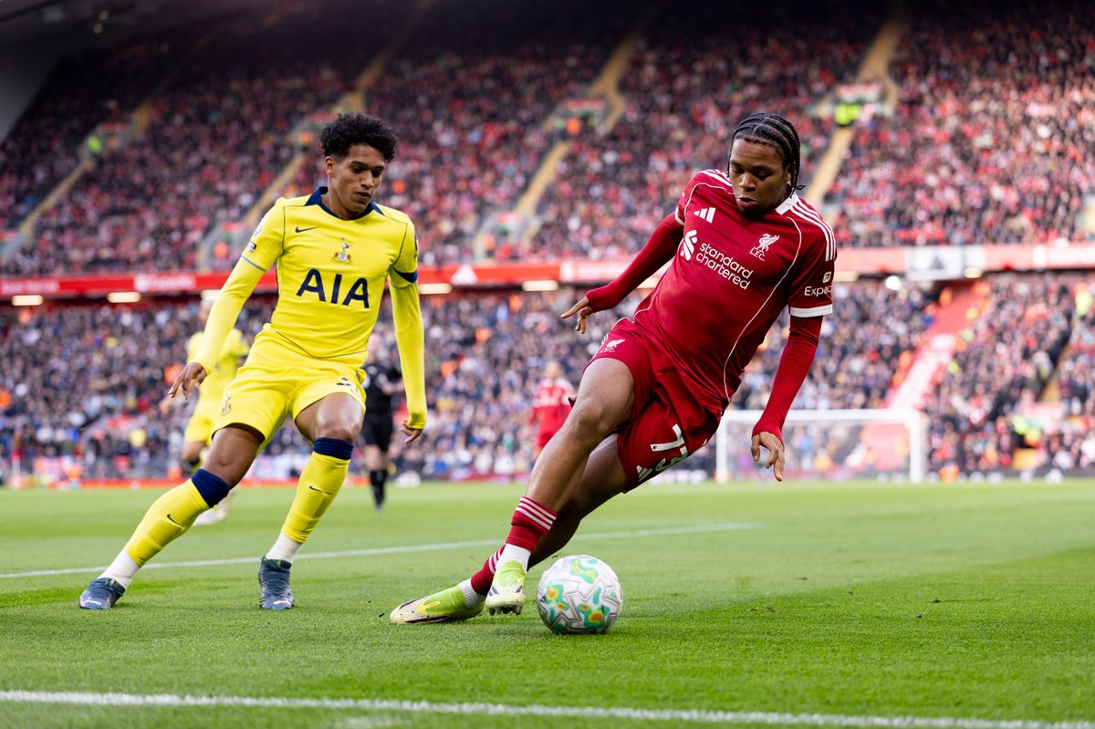Rio Ngumoha of Liverpool is challenged by Souza of Tottenham Hotspur