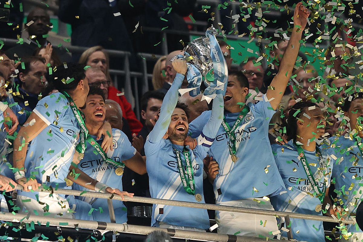 Bernardo Silva lifts the Carabao Cup after Man City beat Arsenal at Wembley