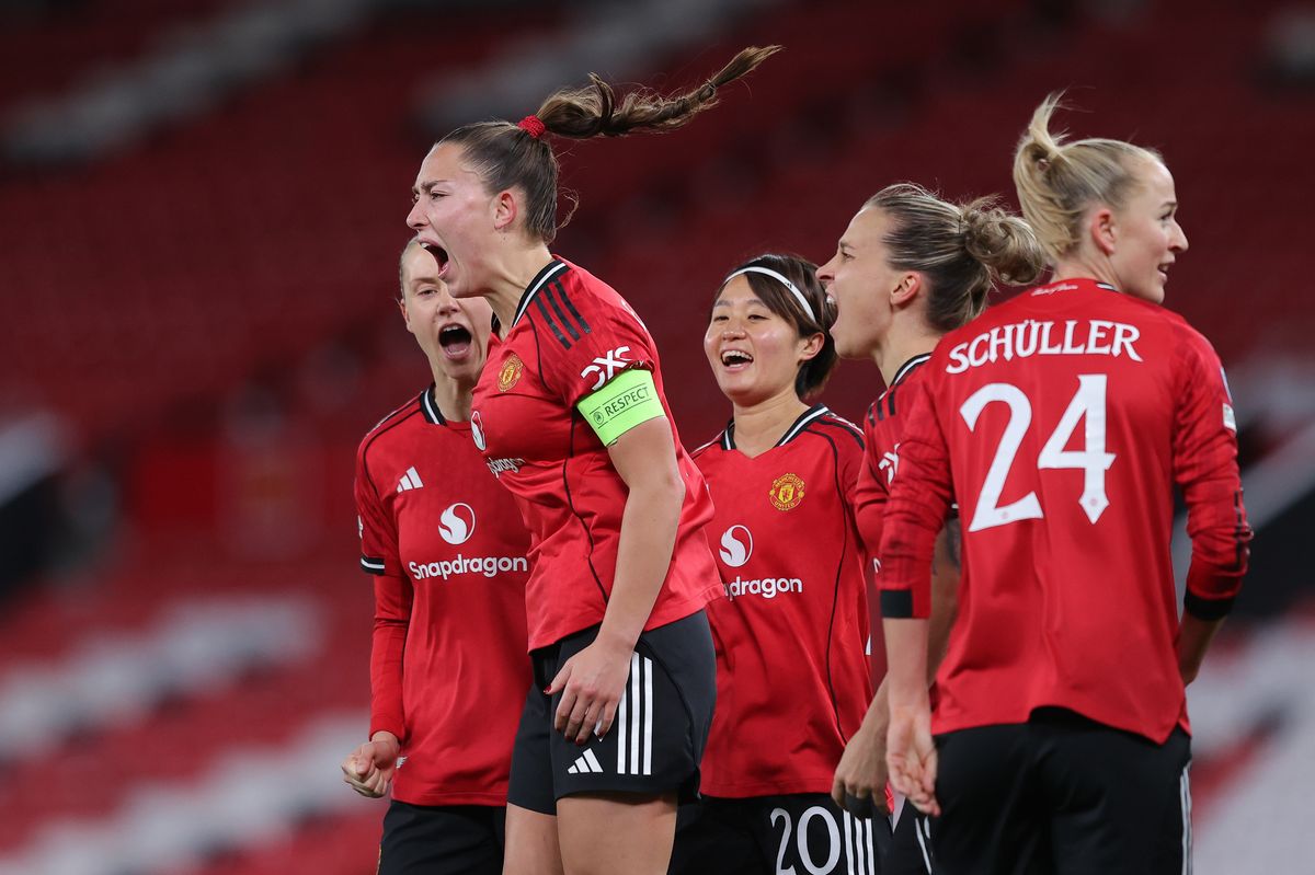 Maya Le Tissier celebrates equalising for Manchester United vs Bayern Munich