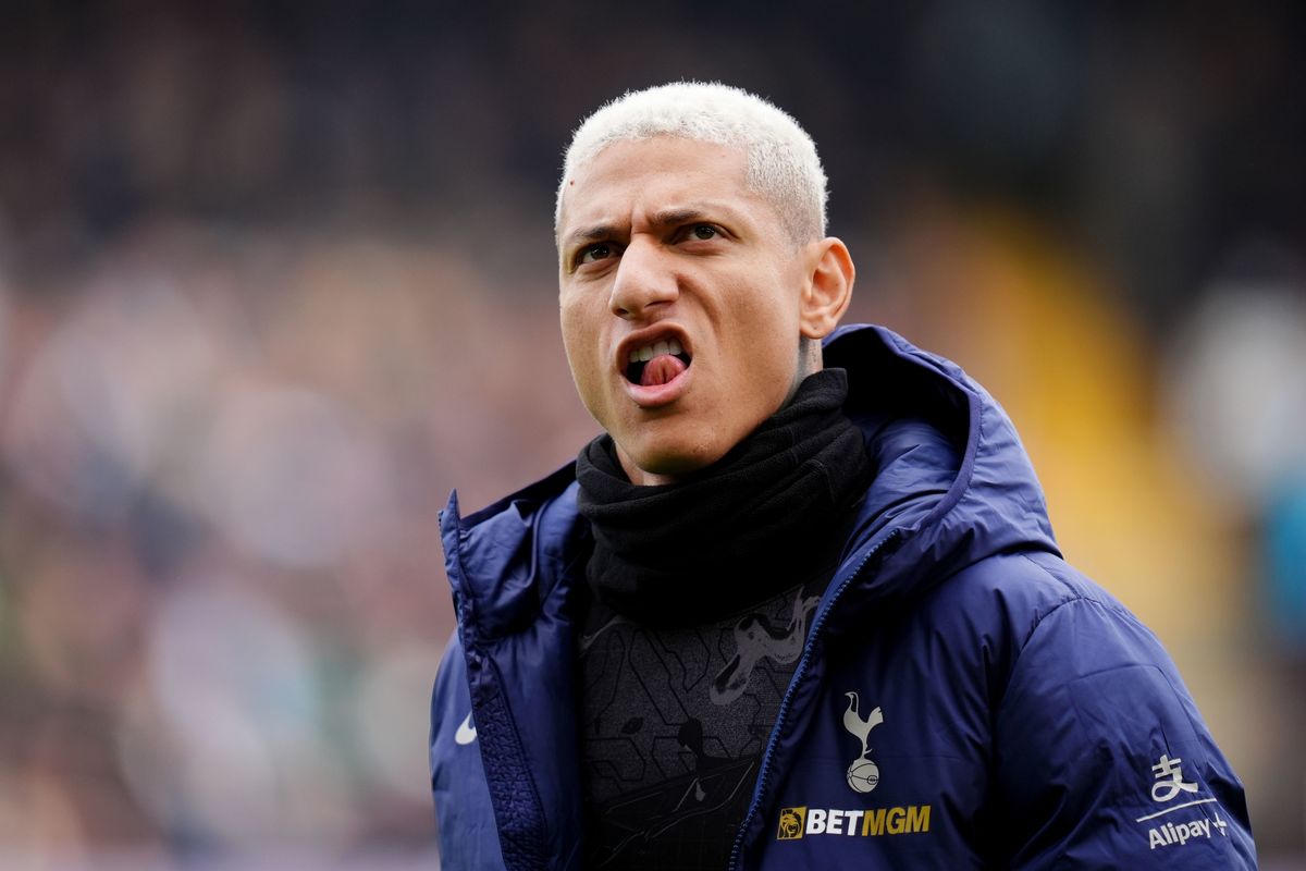 Tottenham Hotspur forward Richarlison has responded to 'fake news' on social media.