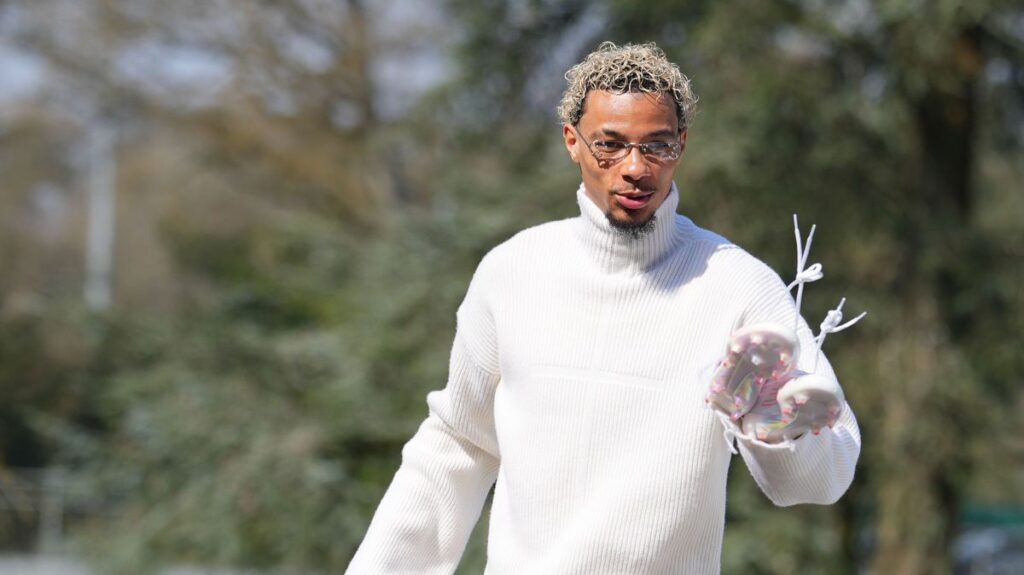 Hugo Ekitike breaks cover after injury scare that left Liverpool star in tears