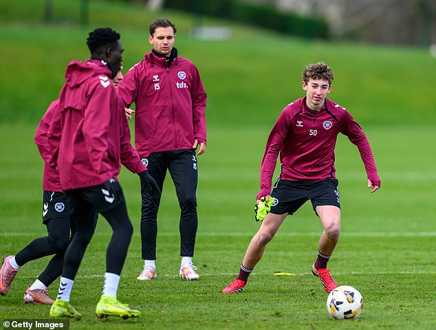 Man City have agreed a £600,000 compensation fee for Hearts' teen Keir McMeekin (right)