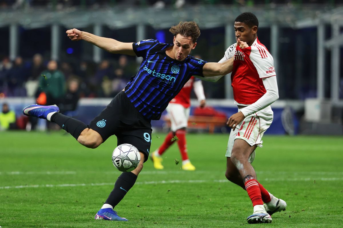 Pio Esposito in action vs Arsenal