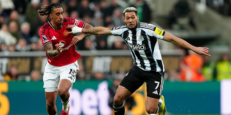 Newcastle vs Manchester United – Premier League LIVE: Latest score and updates as hosts rattle the post after disarray in defence, while Michael Carrick axes full back from line-up Newcastle vs Manchester United - Premier League LIVE: Latest score and updates as hosts rattle the post after disarray in defence, while Michael Carrick axes full back from line-up
