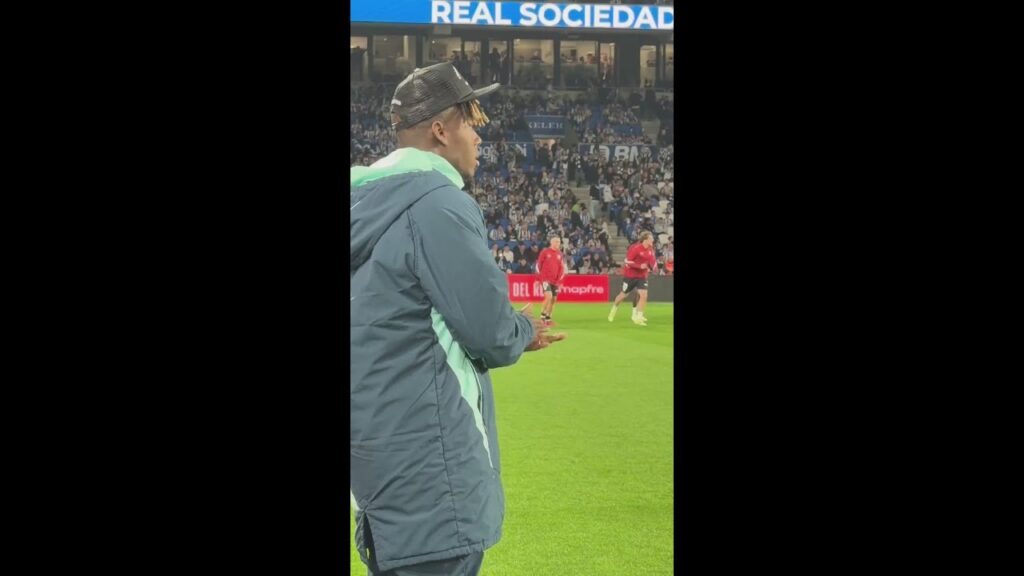 No se lo podía perder: NICO WILLIAMS viaja al REALE ARENA para apoyar al equipo | COPA DEL REY