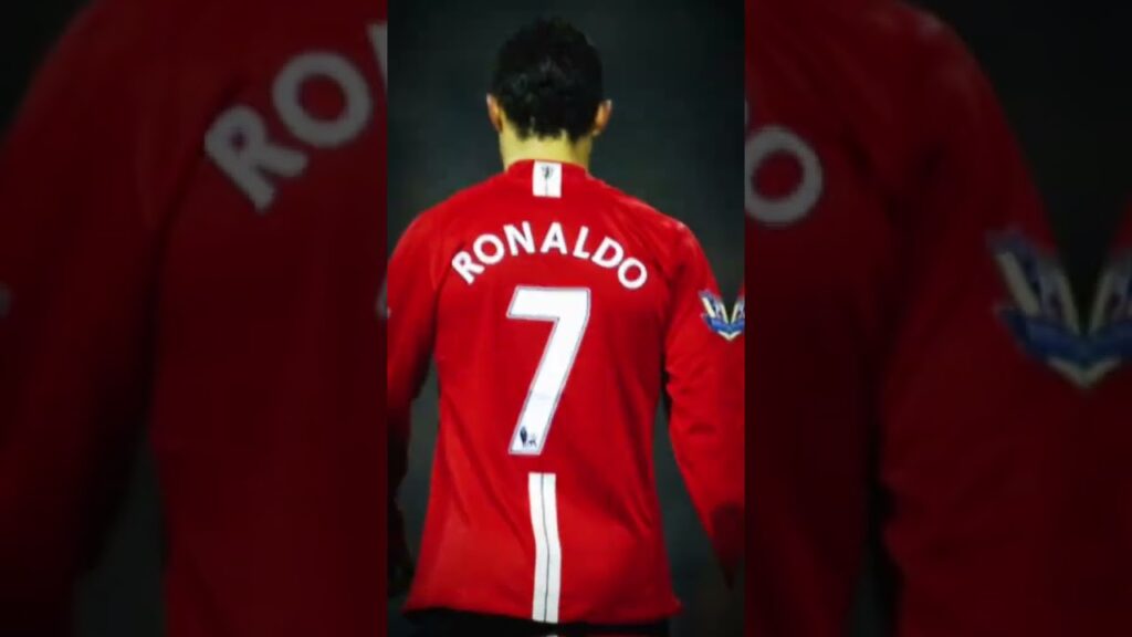 Mason Mount in Manchester United’s iconic No. 7 👀 #shorts