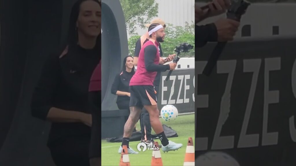 MEMPHIS TREINANDO COM UMA CÂMERA NA MÃO 😂