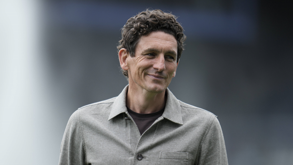 Brentford manager Keith Andrews smiling
