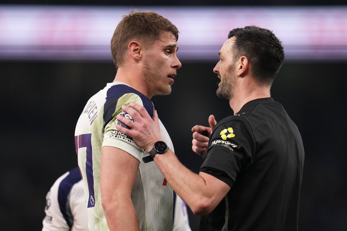 Micky van de Ven of Tottenham Hotspur questions the red card shown to him by referee Andrew Madley during the Premier League match between Tottenham Hotspur and Crystal Palace at Tottenham Hotspur Stadium in London, United Kingdom, on March 5, 2026. (Photo by Harvey Murphy/News Images/NurPhoto via Getty Images)
