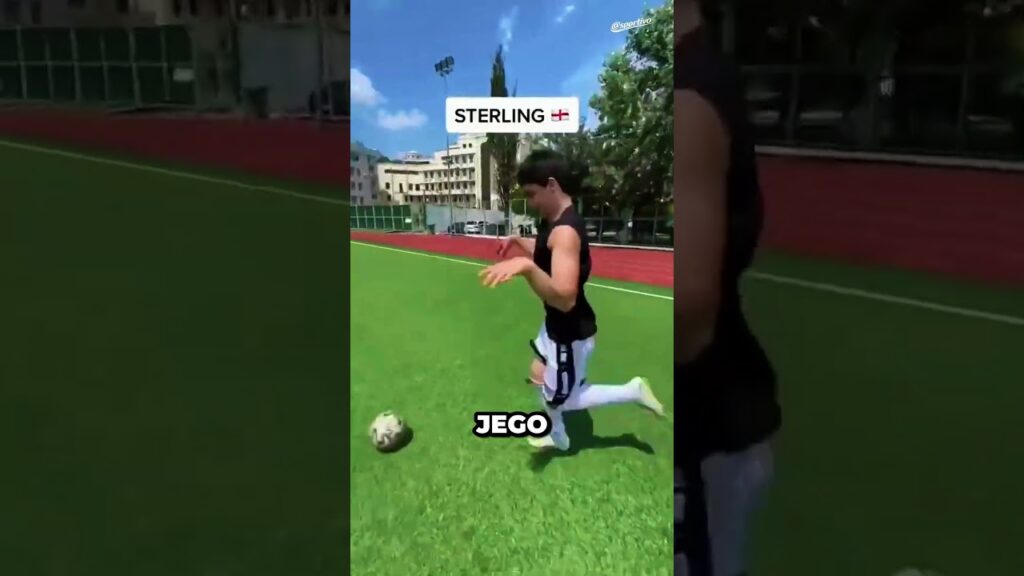 Dlaczego Raheem Sterling biega w taki sposób?
