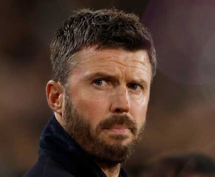 Manchester United manager Michael Carrick looks on vs West Ham