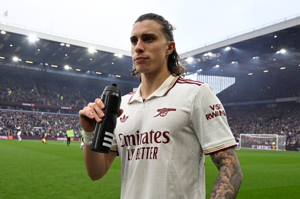 Aston Villa v Arsenal - Premier League