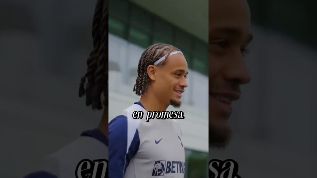 XAVI SIMONS: ¿DE PROMESA A LEYENDA DEL FÚTBOL EUROPEO?"