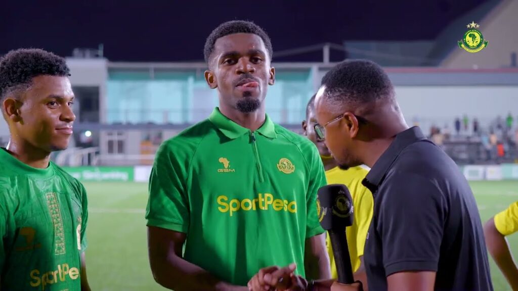 SIRI YA CASEMIRO KWA BACCA BAADA YA KUFUNGA GOLI LAKE KWANZA YANGA DHIDI YA POLISI TZ