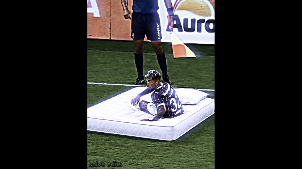 😅😴😴 #flamengo #sohrts #futebol #arrascaeta #lucaspaquetá #leopereira