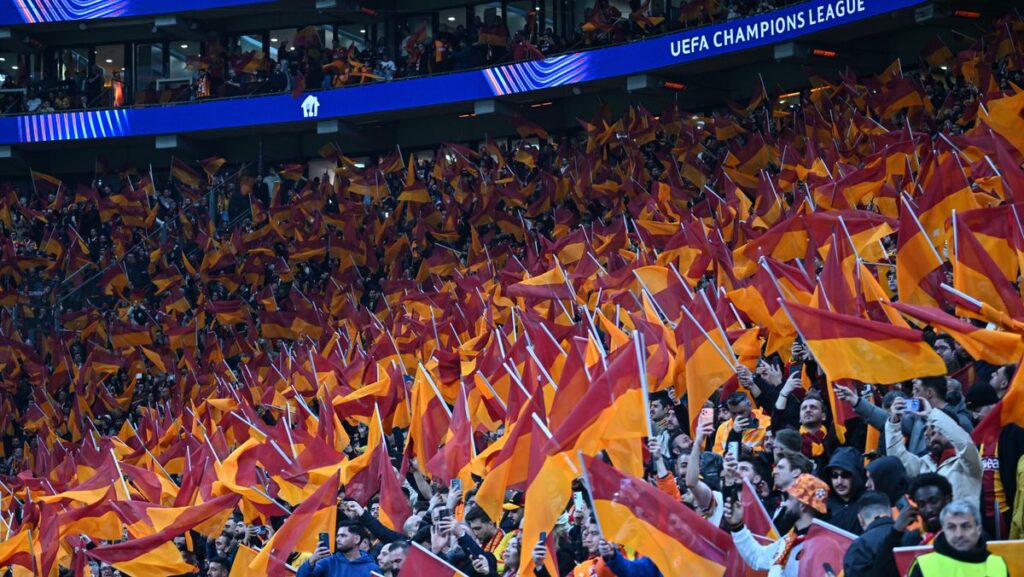 Liverpool make Galatasaray decision after away fans banned by UEFA