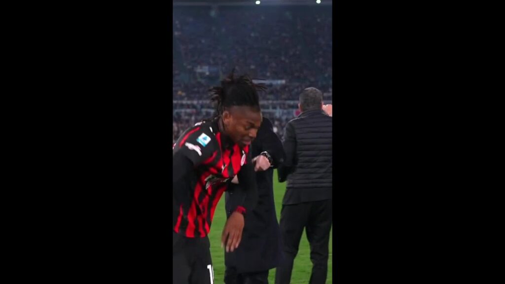 Rafael Leao was NOT HAPPY to be substituted