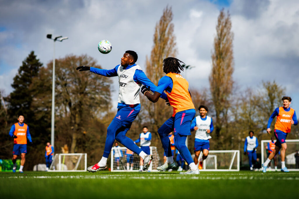 Supporting image for story: Man Utd 3 Aston Villa 1: Player ratings as Villa suffer more Old Trafford pain
